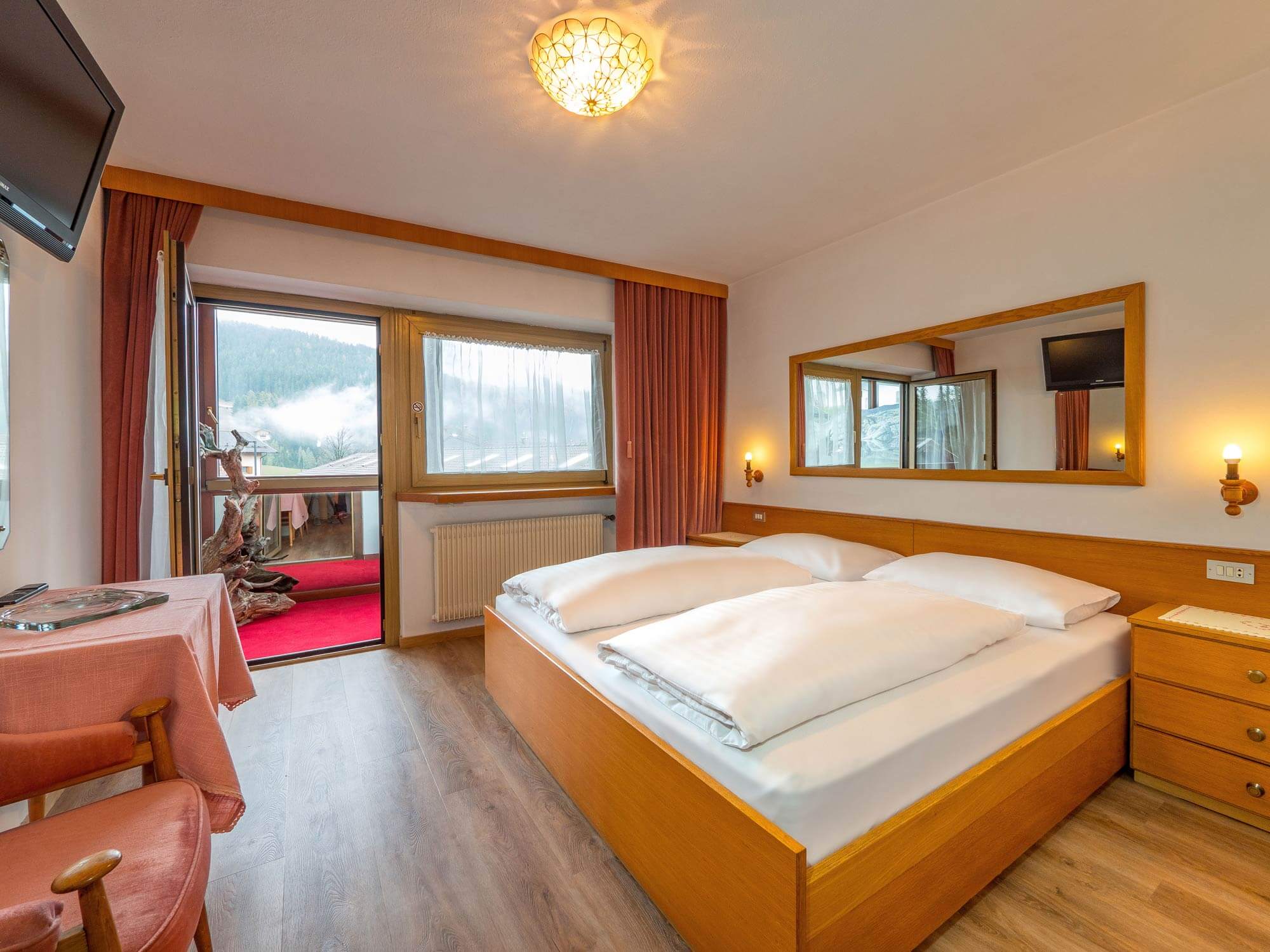 Garni Pramauron – Camere